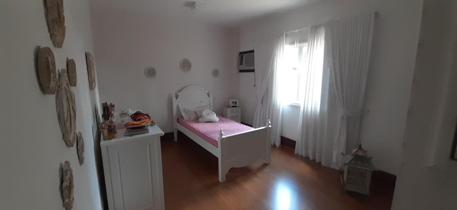 e4536b62-0e68-463b-a015-a257f3d89125