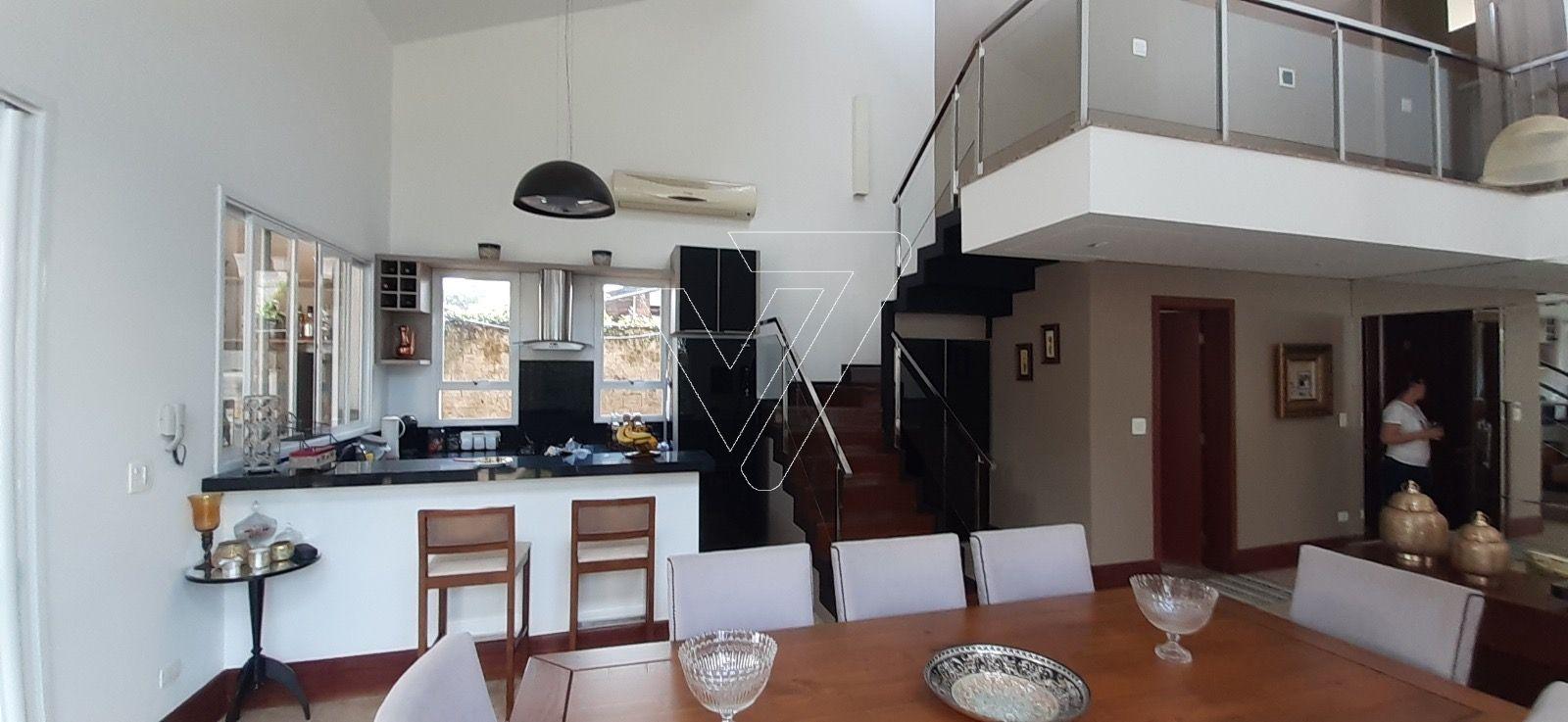 4839ec7e-19f0-4f27-9b42-1d8ce820fe84