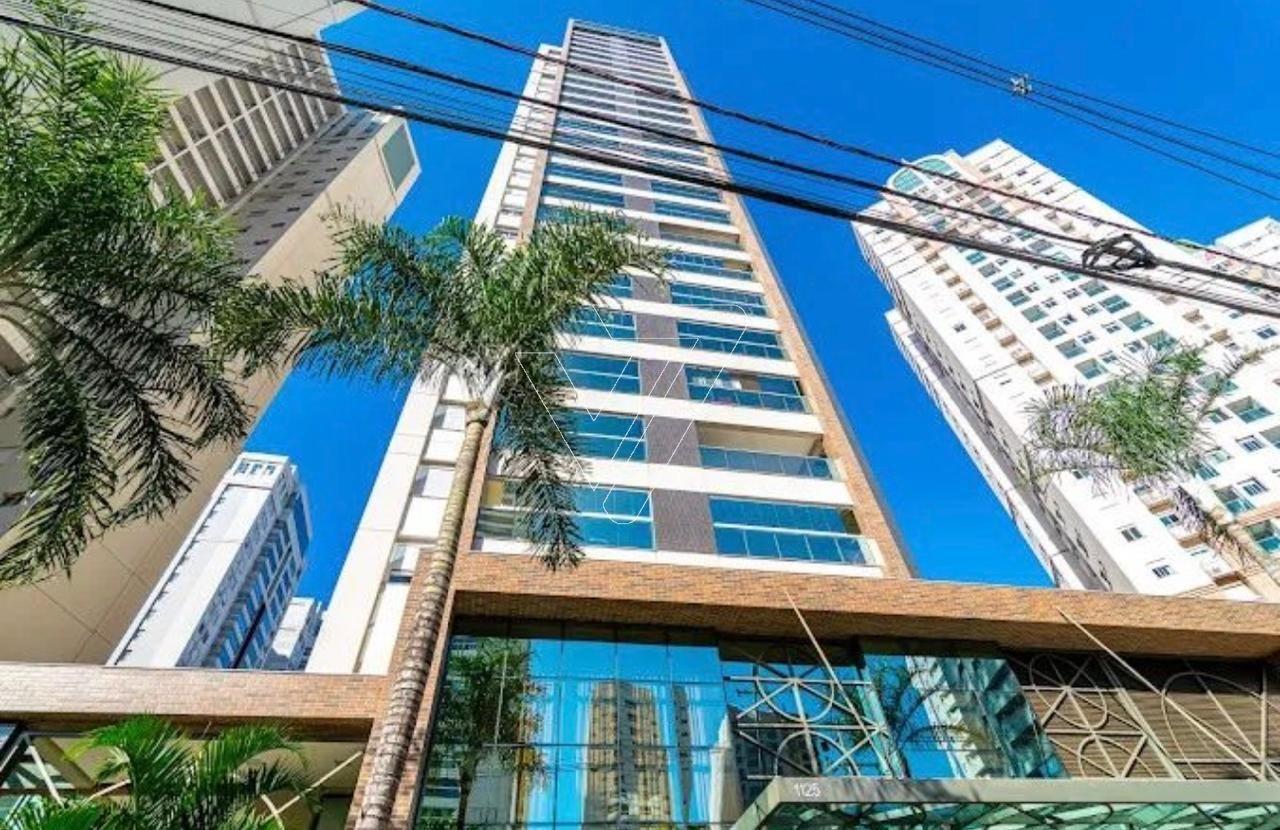 3 quartos com suíte - Chelsea Tower - andar alto!